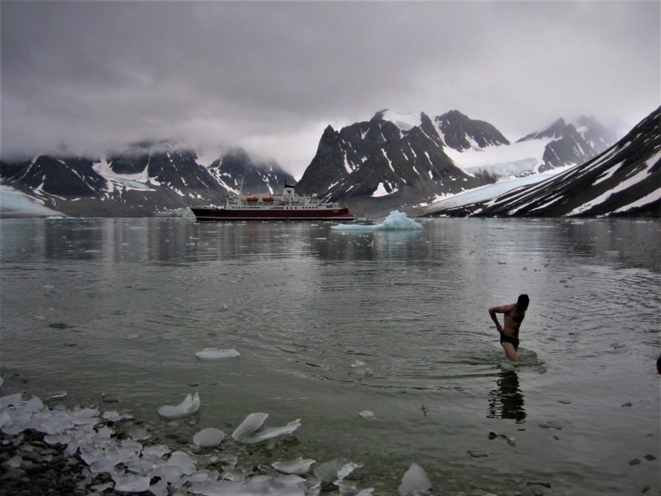 Hardy Brit At Magdalenefjord