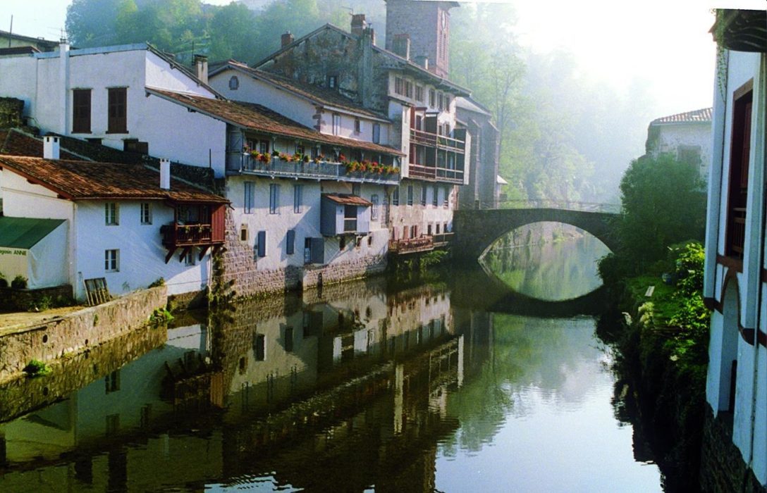 Bridge Over The River Nive, Saint-Jean-Pied-de-Port (Photo Marigold Fox)