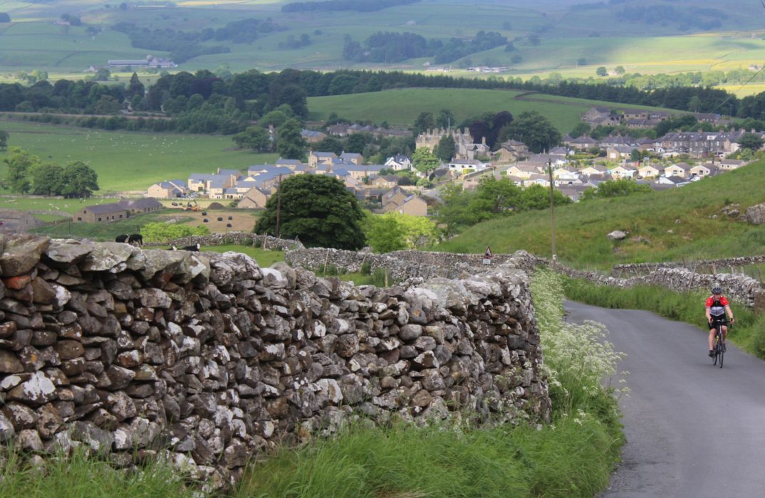 007 No Pain No Pain Climbing Up The Infamous High Hill Lane Out Of Settle