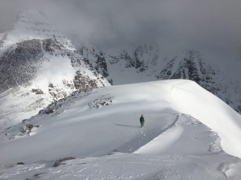 Excellent snow conditions on the An Teallach ridge