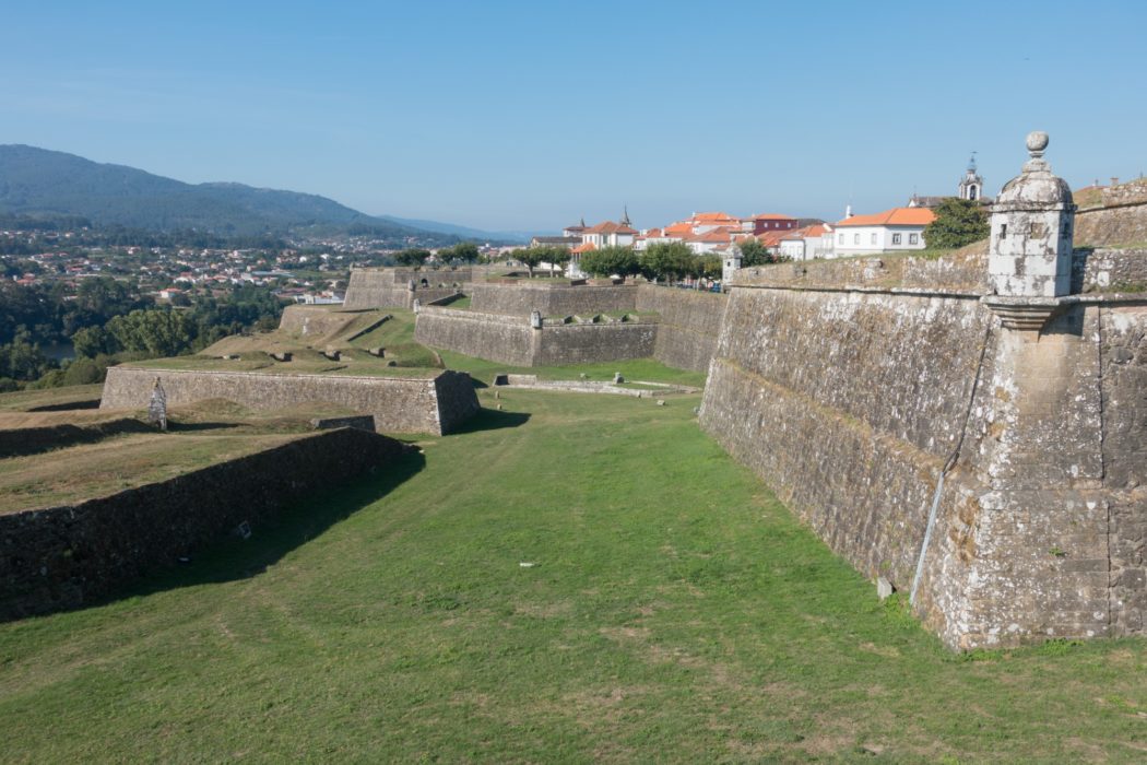 Central Camino: Valenca's Fort