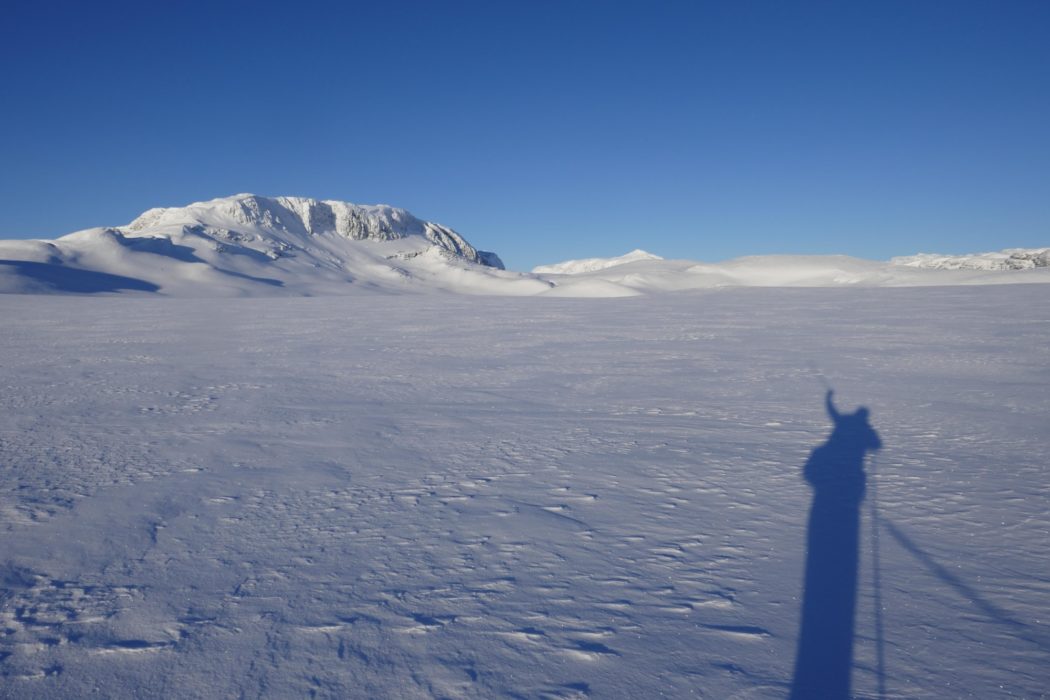 Crossing the Skarheimen