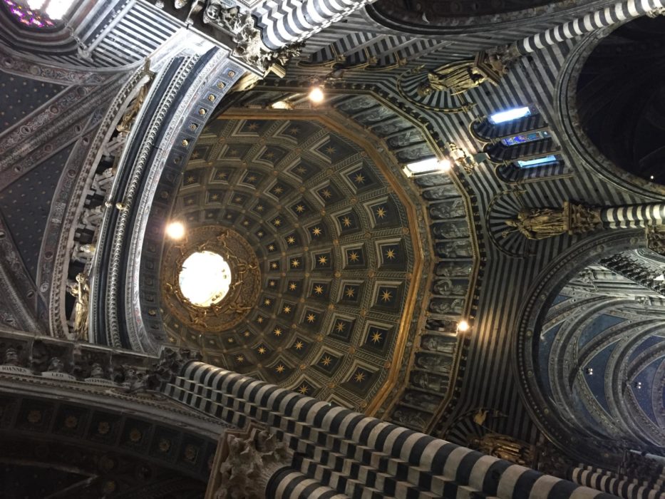 The stunning interior of the Siena Duomo, with its soaring dome. (Via Francigena)