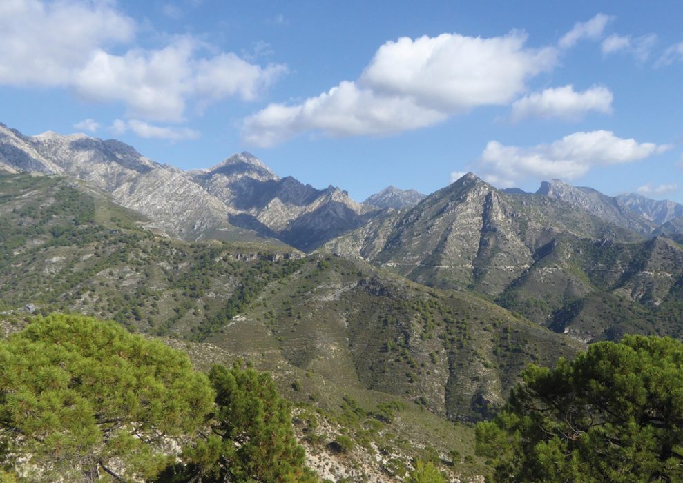The Sierra de Almijara seen from above Cómpeta (Day 1)