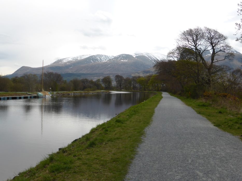 Quiet canal towpath near Fort William
