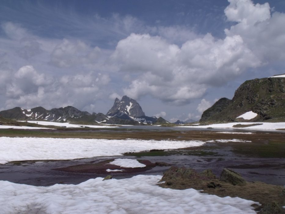 Pic du Midi d’Ossau from Ibon d’Anayet