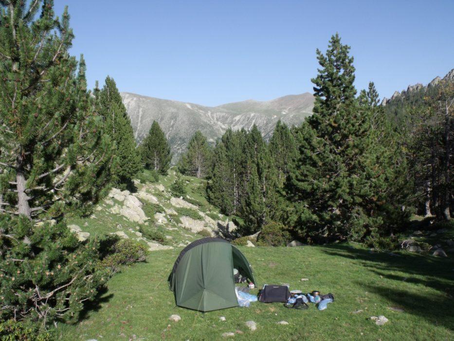 Camp on descent from Coll de Vall Civera