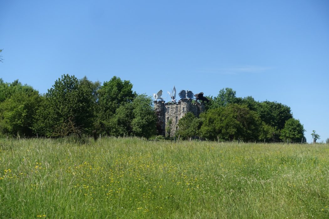 Tour Eben-Ezer emerges from the woods (Wallonia)