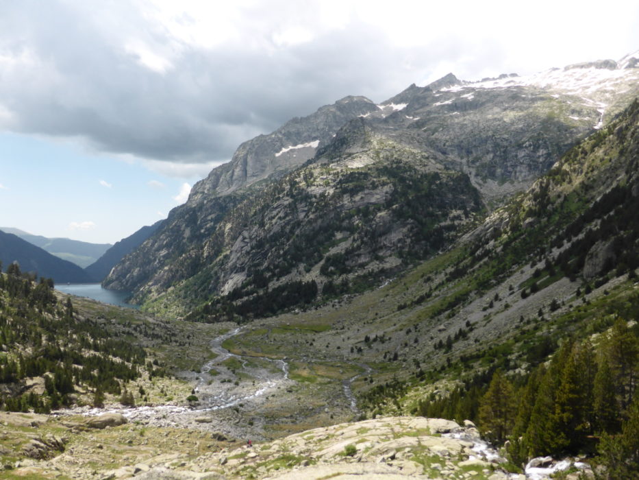 Heading up the valley towards Refugio Ventosa i Calvell