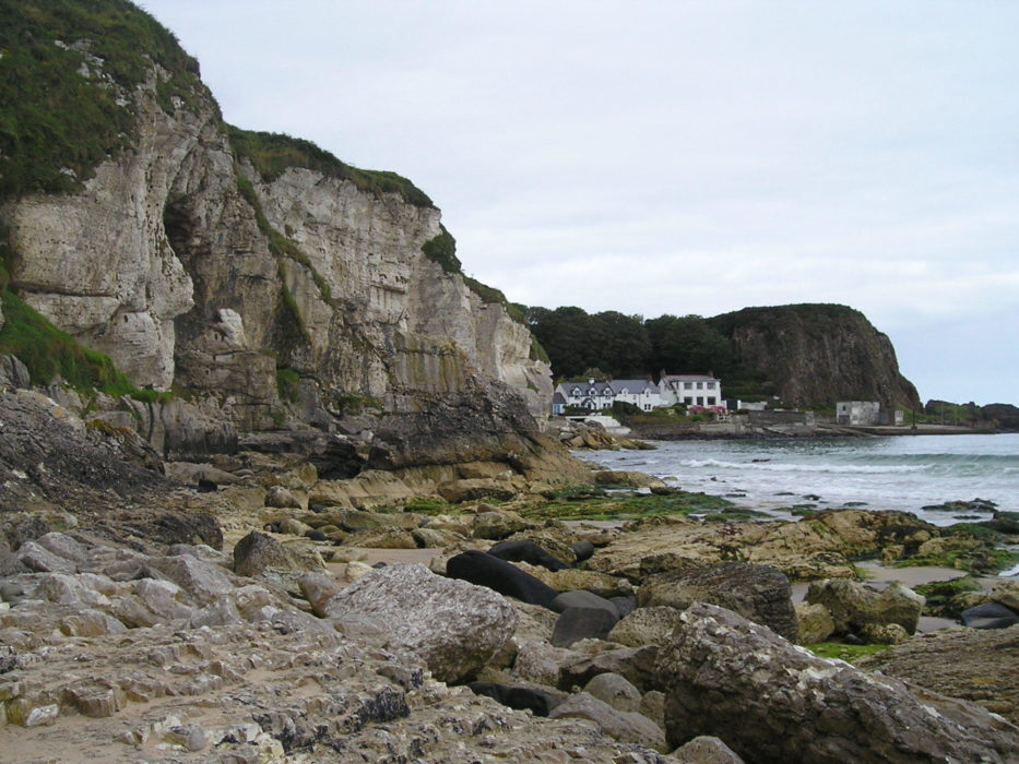 Walk 1 02 Cliffs near Portbraddan