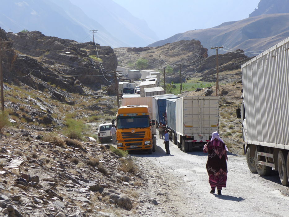 Lorry blocking the road, causing a massive traffic jam on the Pamir Highway