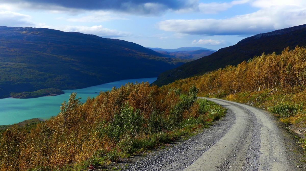 7 Langvatnet Lake