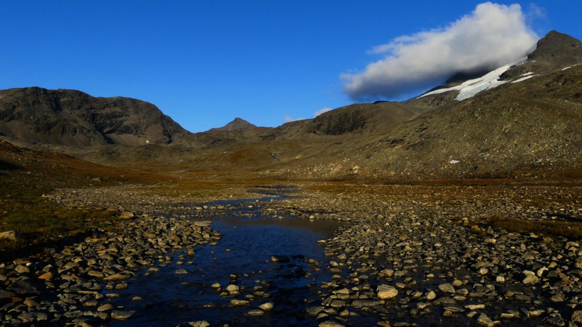4 Mountain passes between Storelvvatnet and Sorjoshytta