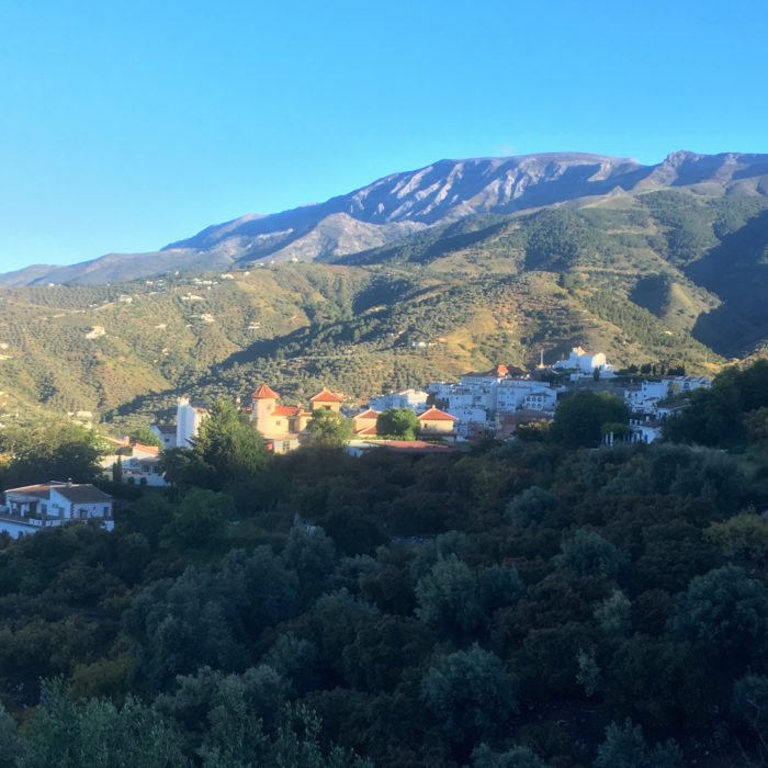 2,000m Maroma rising above Canillas de Albaida