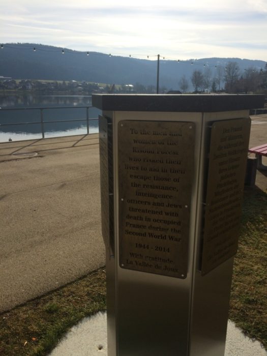 006 Memorial to the Passeurs, Lac du Joux