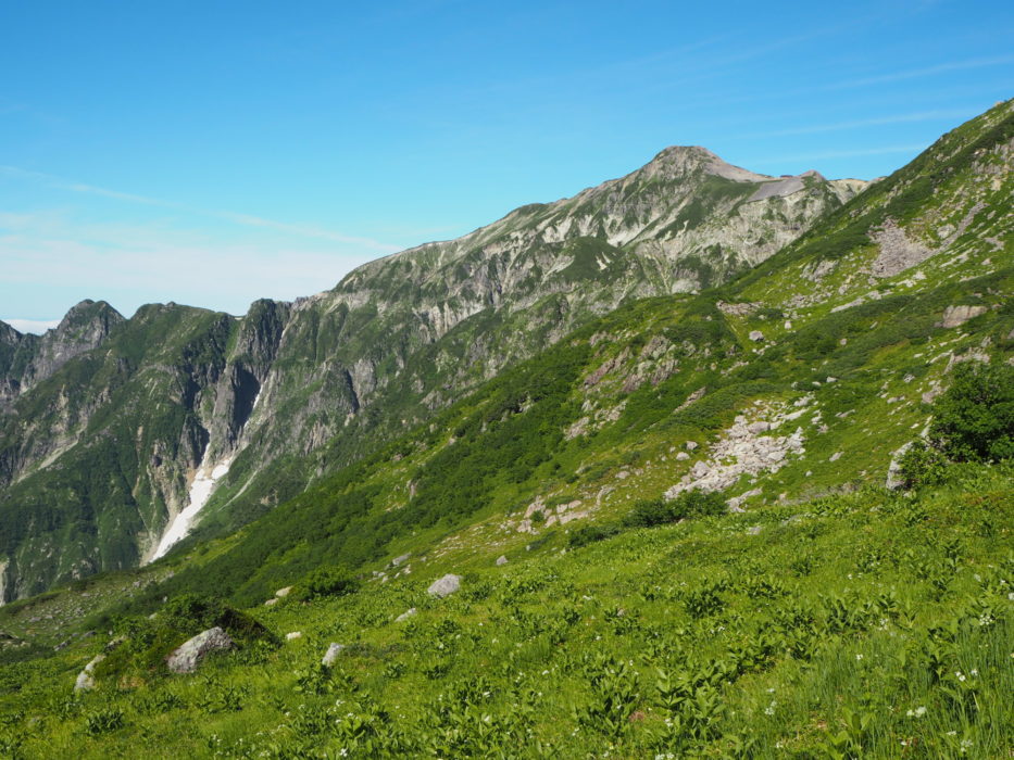 J4 Lush green meadows below Mt. Kasa-ga-take