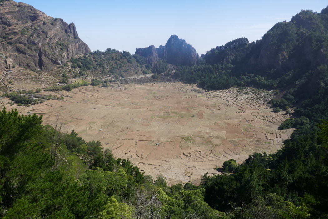 4-19 The former crater at Cova de Paul is one of the most verdant places in Cape Verde