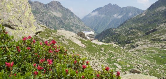 001 Refuge de Larribet (2072m) in the Central Pyrenees