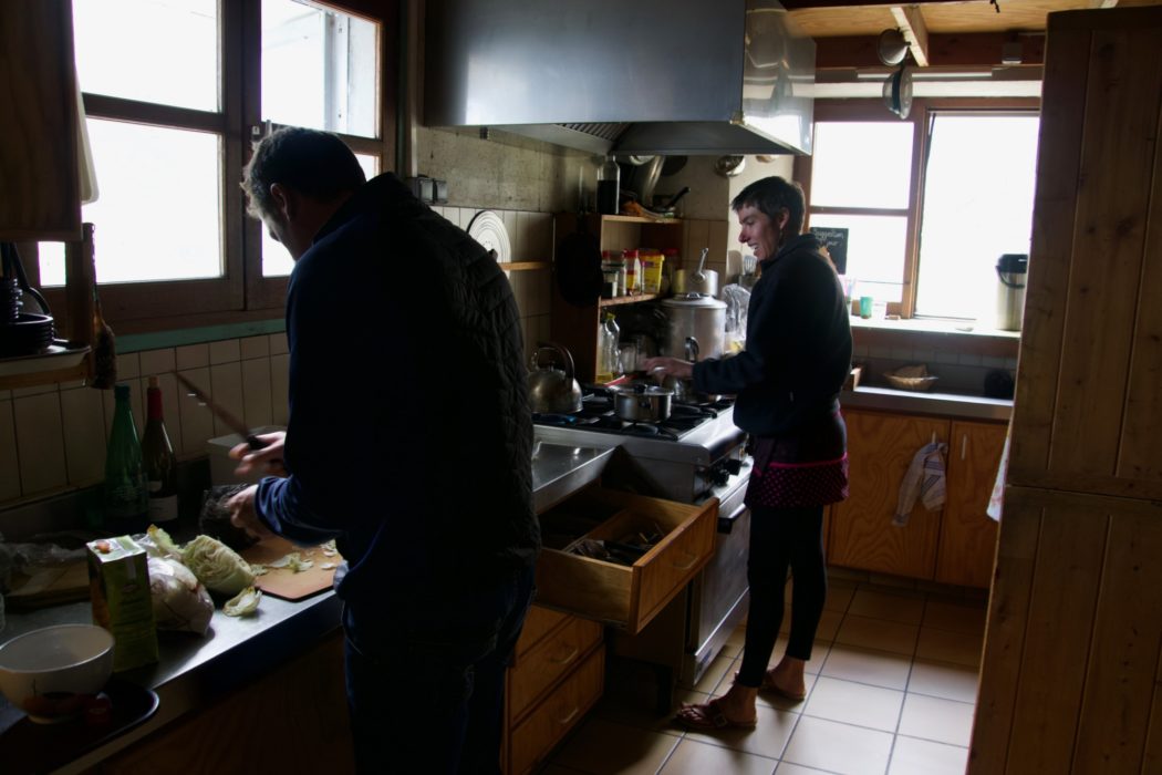 Laetitia and Stéphane working in the Larribet kitchen