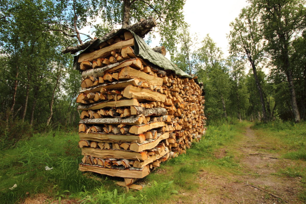 Transporting firewood is the greatest fjällstugor running cost to the STF