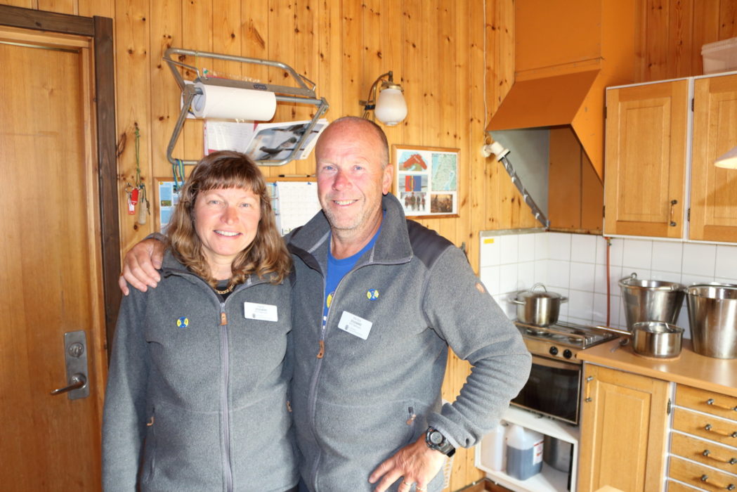 Couples often volunteer together as stugvärds