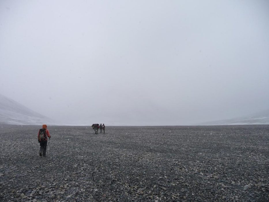 Empty river bed: on our way to the highest pass of the trek, Shpodkis Uween (4905m)