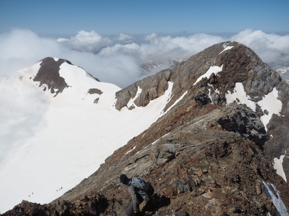 Descending to go and look for Le Paradis
