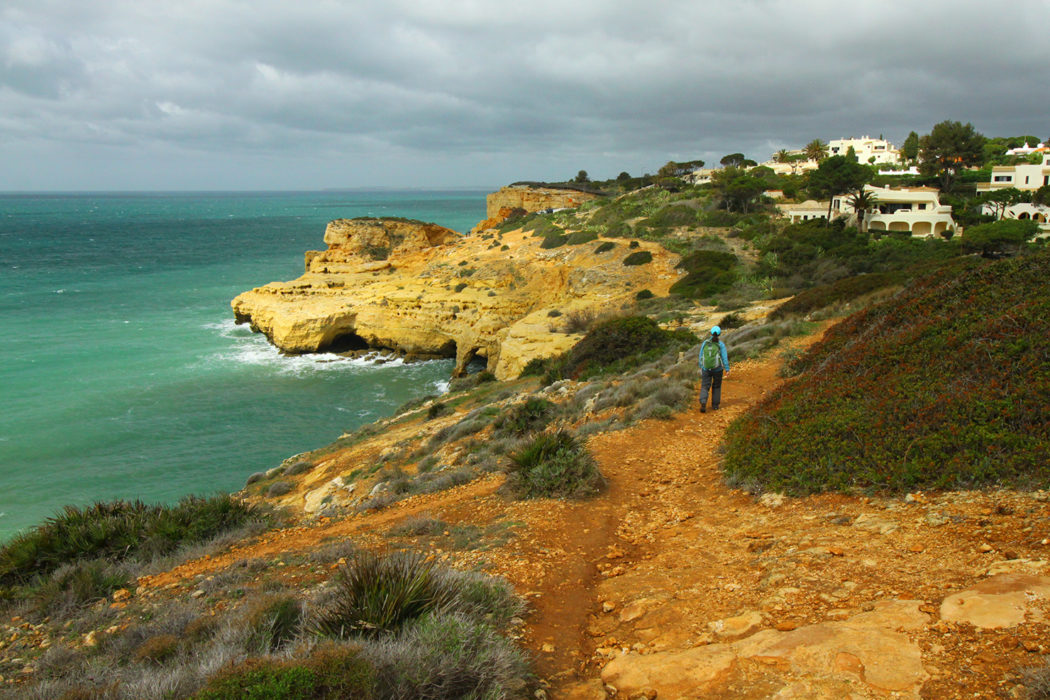 Coastal path towards Praia do Carvoeiro