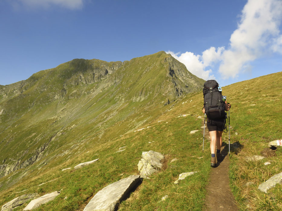 Ascending towards Vistea Mare