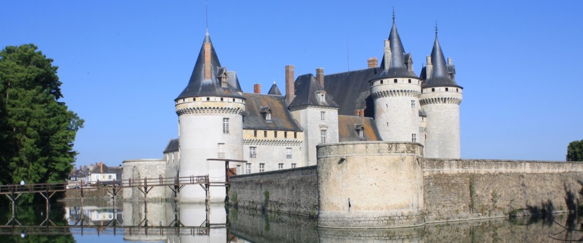 Chateau De Sully