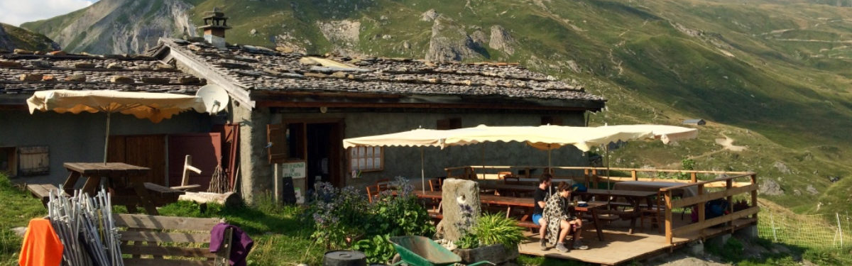 08 Accommodations Gite Dalpage De Plan Mya A Working Dairy Farm Pays Du Mont Blanc