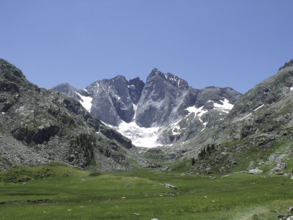 Trek The Gr10 Trail With A Cicerone Guidebook