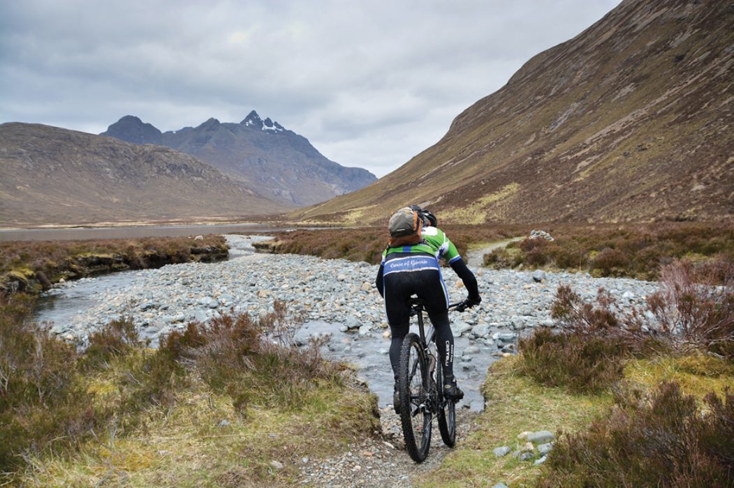 Pedaling towards the pointy hills on Skye