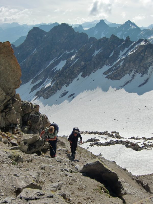 Ascent of the Mittelrücke between two small glaciers