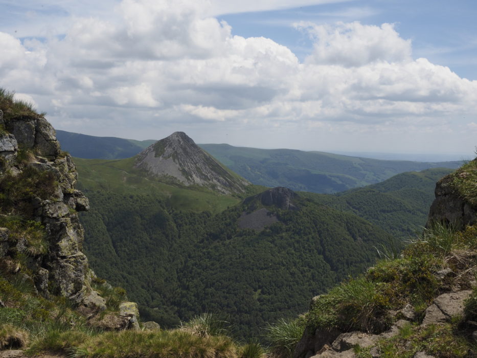 Hiking In The Volcanic Beauty Of The Auvergne Cicerone Press