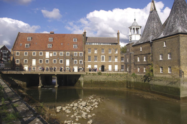 Walking In London With A Cicerone Guide