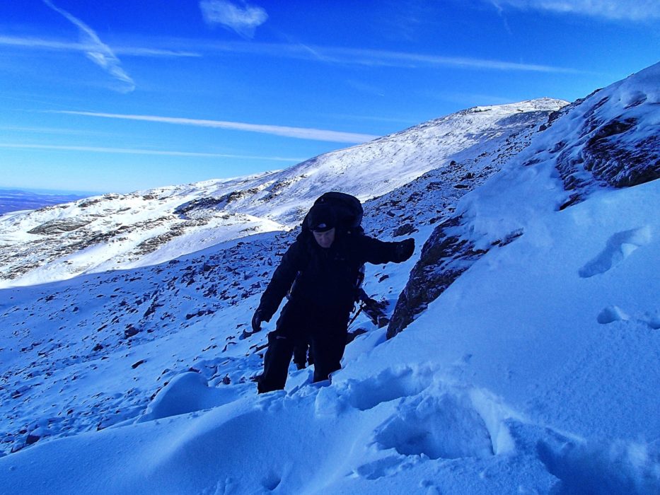 12 Deep Powder Snows En Route To The Refugio Elorrieta