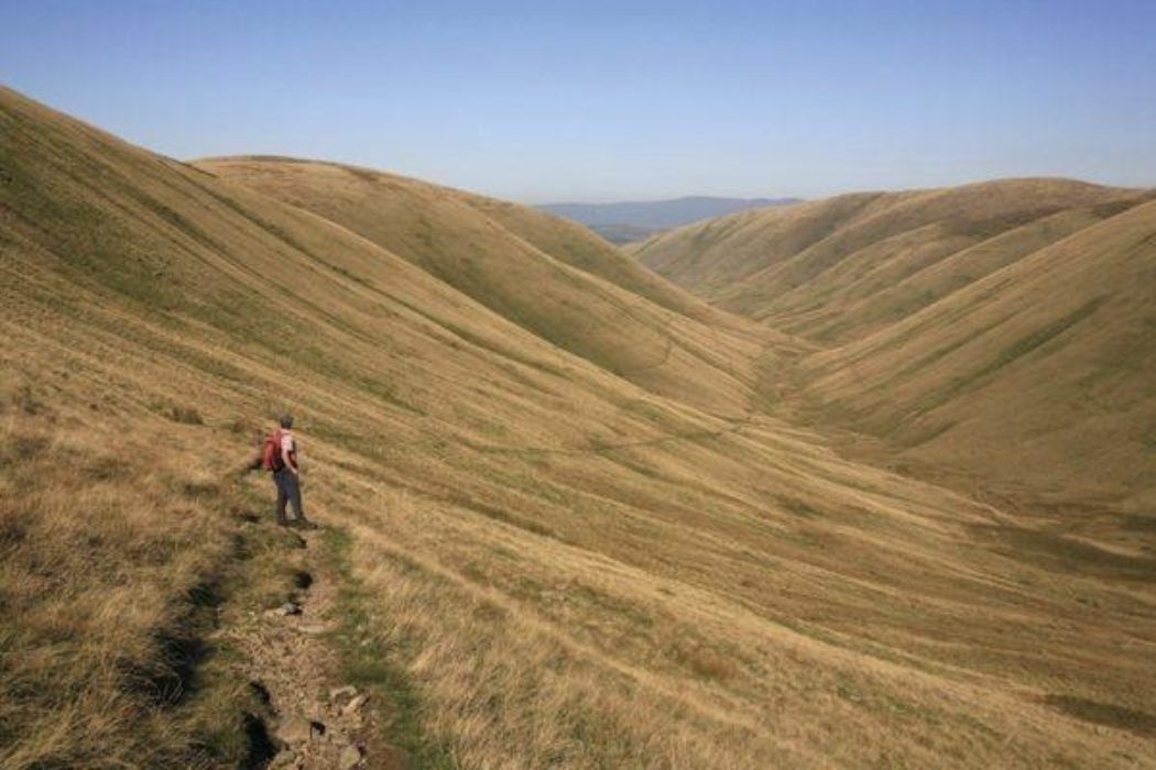 A moment’s pause to enjoy the view along Bowderdale (Walk 4)